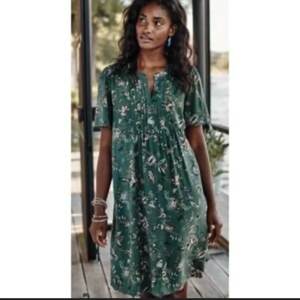 J. Jill Sage Green Floral Short Sleeve Pin Tuck Pullover Midi Dress Size M - Picture 11 of 11